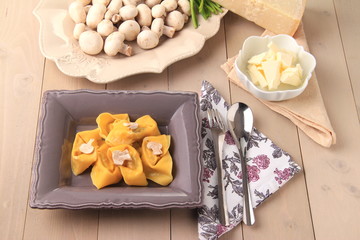 ravioli ai funghi