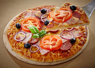 Salami and tomato pizza