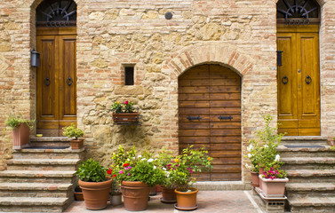 Fototapeta na wymiar lovely tuscan street, Pienza, Włochy