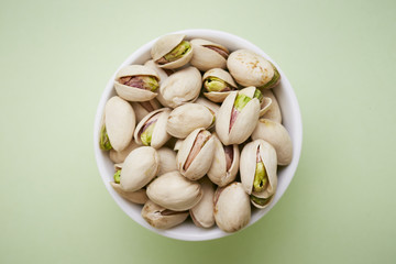Salted pistachio nuts