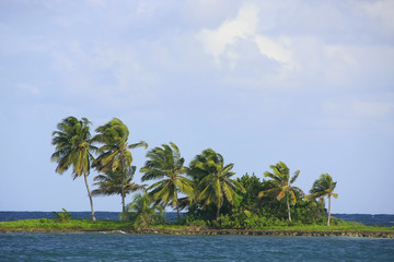 Fototapeta na wymiar Small island near Las Galeras beach, Samana peninsula