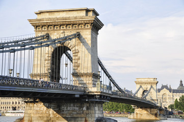 Obraz premium Puente de las Cadenas (Budapest)