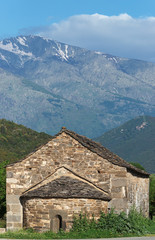 Fototapeta na wymiar Corse, Chapelle romane San Giovanni