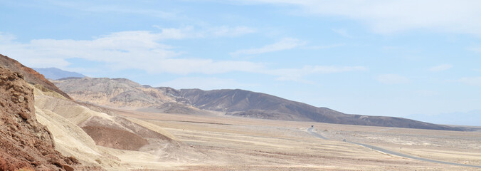 Fototapeta na wymiar American road in desert