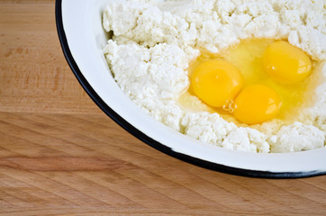 Dough for cottage cheese pie.