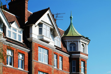 House with green dome
