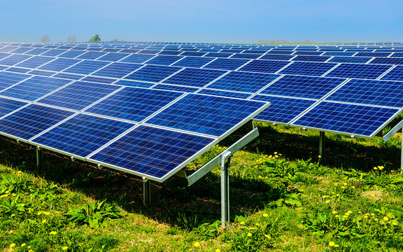Solarkraftwerk mit Photovoltaik