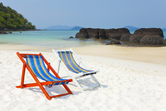 Beach Bed, Two Colorful Tote Beach Bed Put On White Sand Beach