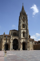 Fototapeta premium CATEDRAL DE OVIEDO