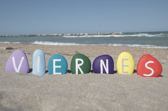 Viernes, fifth day of the week