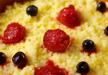 Millet porridge with berry