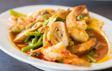 Menu spicy Stir fried shrimp with sauce