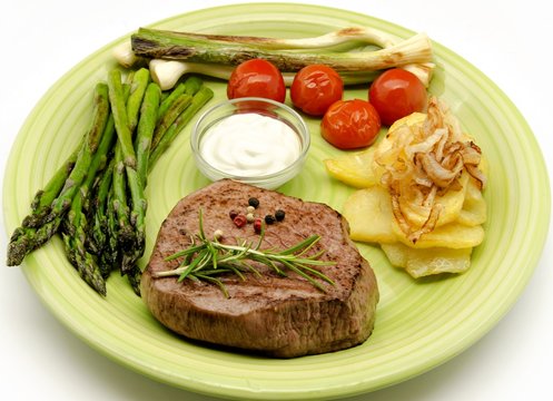 Solomillo de ternera con vegetales