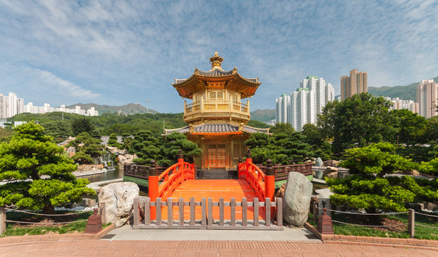 Golden pagoda in Nan Lian garden