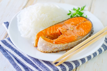 salmon with rice noodles