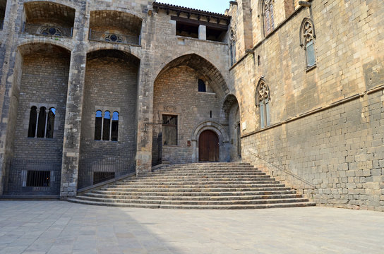Escalinata de la Plaza del Rey