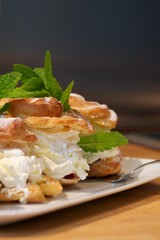 Windbeutel mit Schlagsahne 1