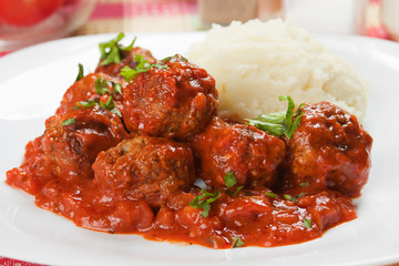 Meatballs with mashed potato