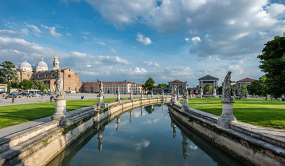 Canal with statues on Prato della Valle in Padua - obrazy, fototapety, plakaty