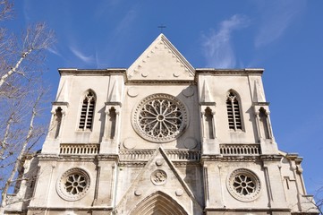 Fototapeta na wymiar églises et cathédrale , Marseille