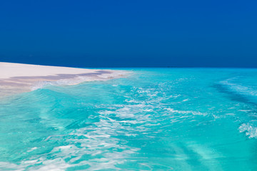 Obraz premium beach and blue water