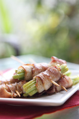 asparagus bacon roll