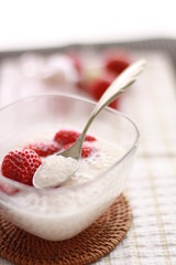 asian dessert, strawberry and Tapioka