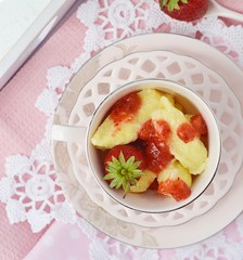 gnocci with strawberry
