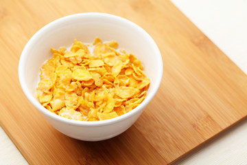 Corn flake in bowl