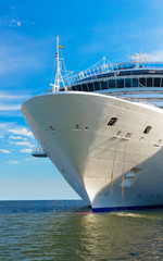 cruise ship mooring
