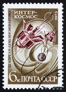 Postage stamp Russia 1973 Earth Satellite Interkosmos