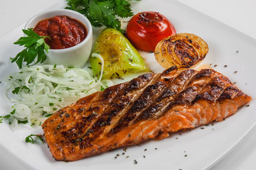 Fried fish with vegetables