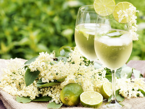 Sommercocktail "Hugo"