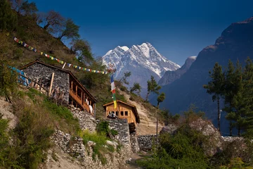 Fotobehang Village in Himalayas © berzina