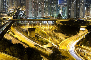 Fototapeta na wymiar Traffic in Hong Kong downdown at night