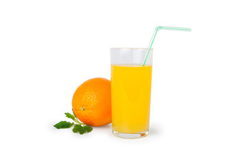 Orange juice and slices
