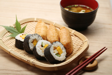 太巻きといなり寿司