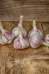 A sharp spice is a garlic