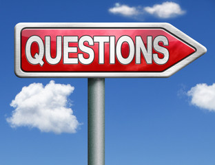 Obraz premium questions road sign arrow