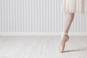 Ballet dancer on pointe