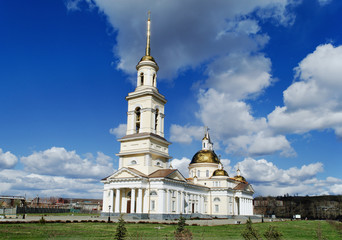 Fototapeta na wymiar Spaso-Preobrazhenskiy cathedral in the city of Nevyansk, Russia