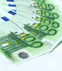 100 euro banknotes