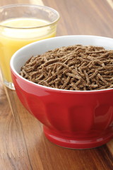 wheat bran cereal breakfast
