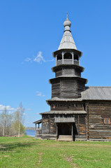 Fototapeta na wymiar Wooden church in Vitoslavlitsy Museum in Novgorod, Russia