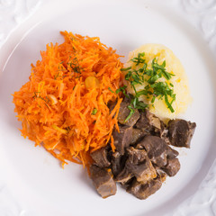 Pork heart goulash