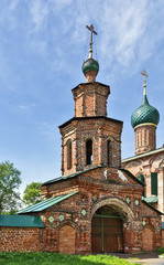 Fototapeta na wymiar Temple ensemble in Korovniki, Yaroslavl