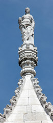Fototapeta na wymiar Destalle pinnacle na ganku Foscari (Palazzo Ducale)