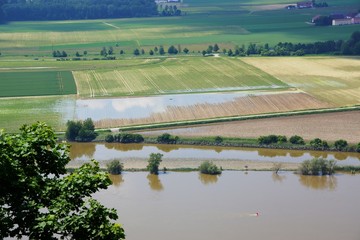 Donau nach dem Rekordhochwasser in Niederbayern