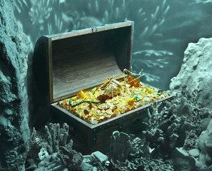 sunken old treasure chest, underwater pirate vintage gold 