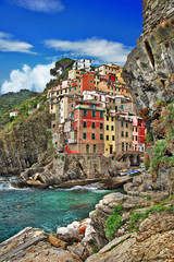 Fototapeta na wymiar obrazowym wybrzeżu Ligurii we Włoszech - Riomagiore